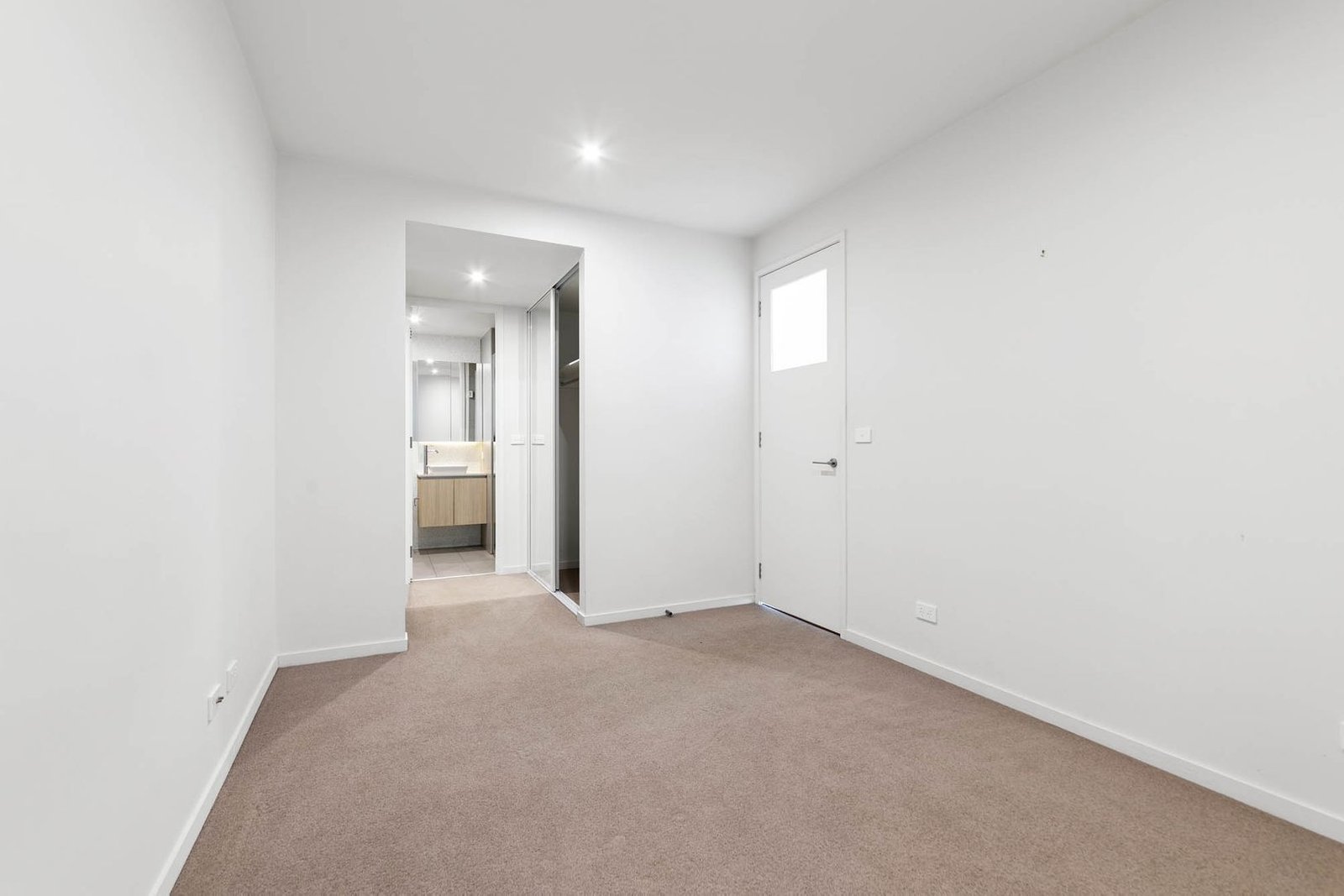 Real Estate and Property in 112/37 Park Street, Elsternwick, VIC