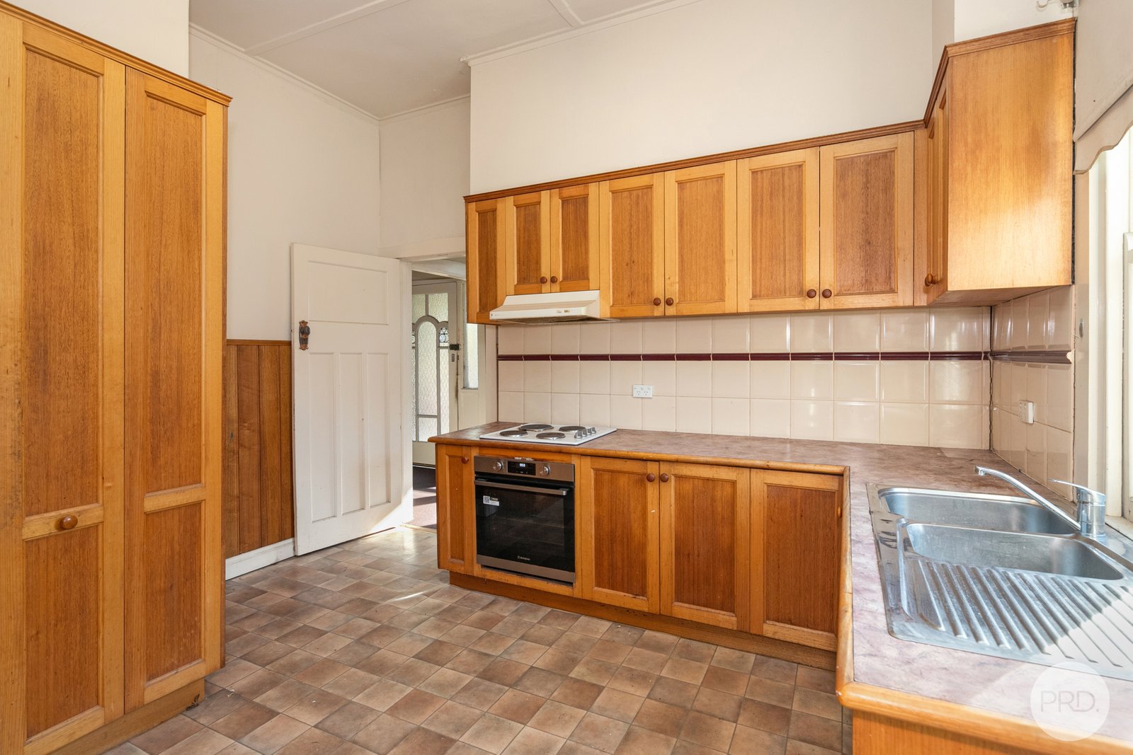 1124 Eyre Street NEWINGTON 6