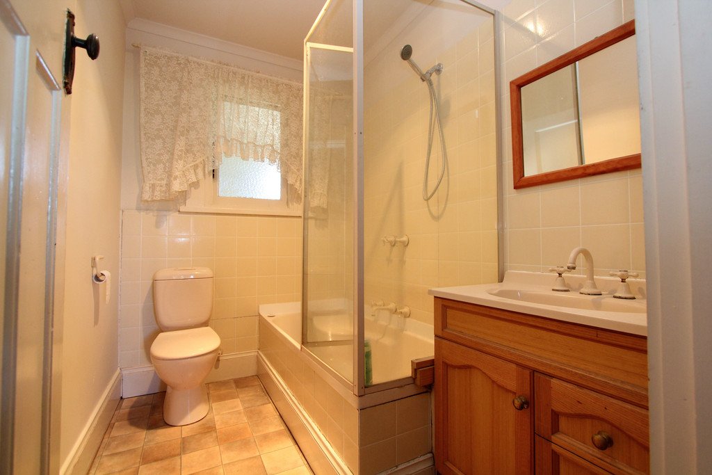 1124 Eyre Street NEWINGTON 4