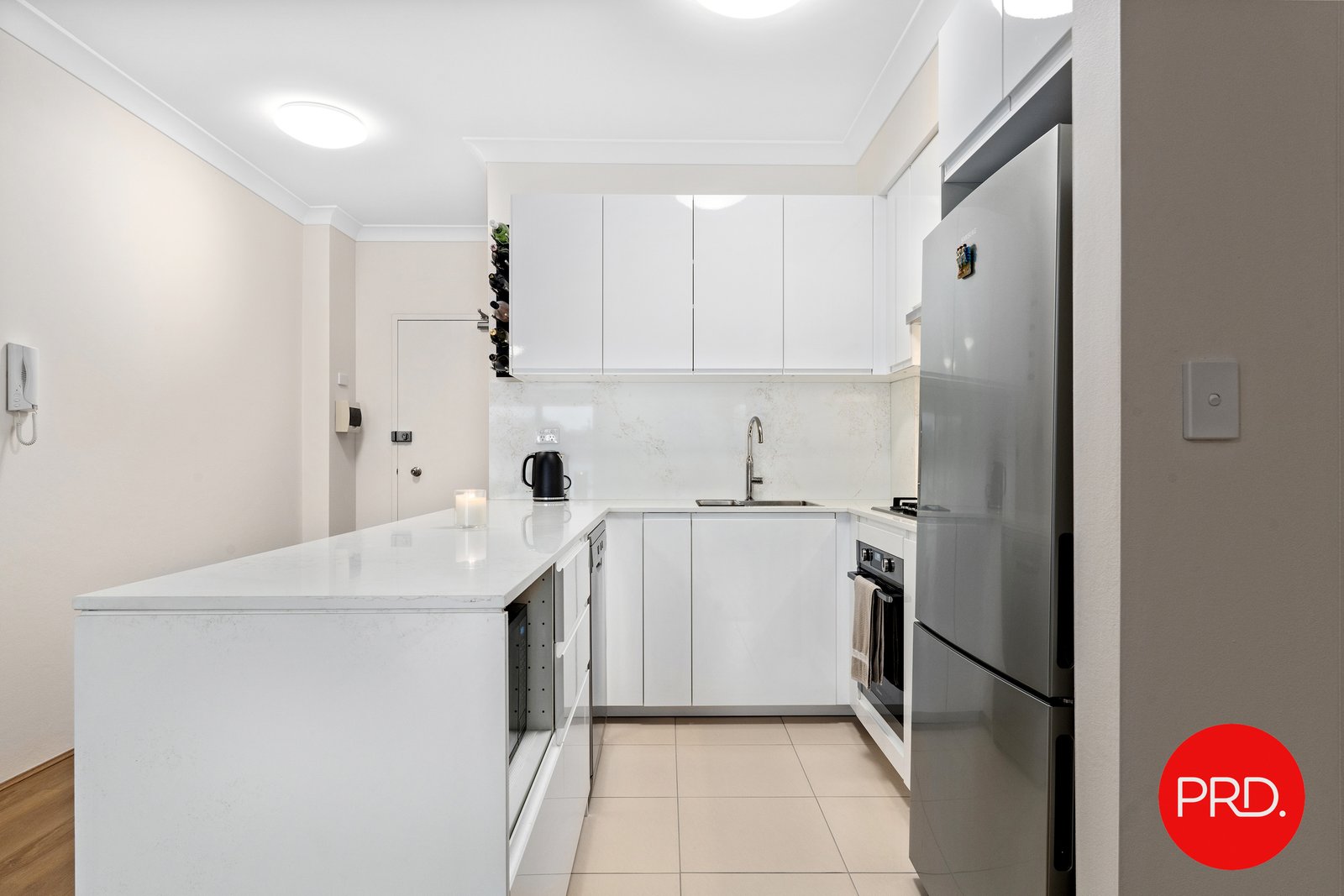 11/24 Gladstone Street KOGARAH 4