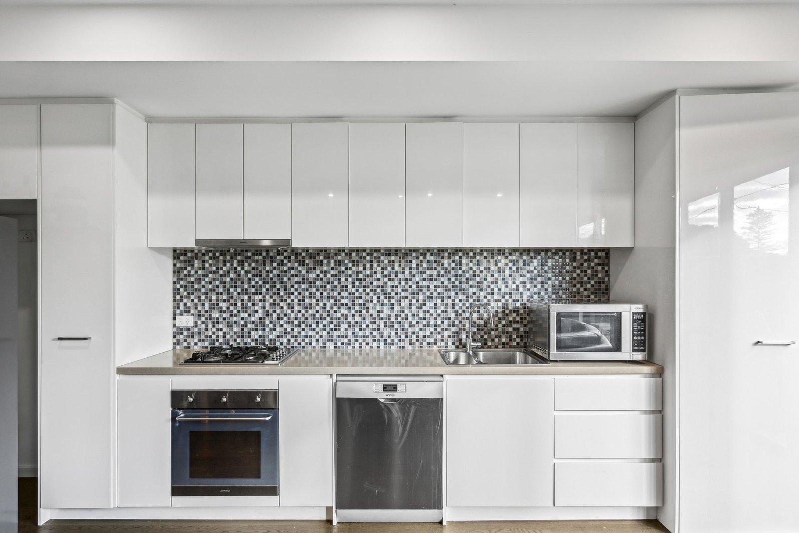 Real Estate and Property in 1/124 Murrumbeena Road, Murrumbeena, VIC