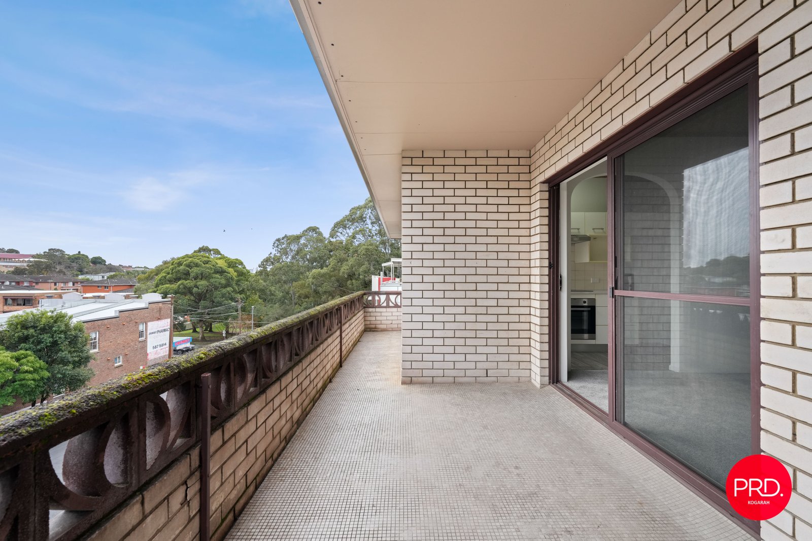 11/25-27 Robertson Street KOGARAH 9