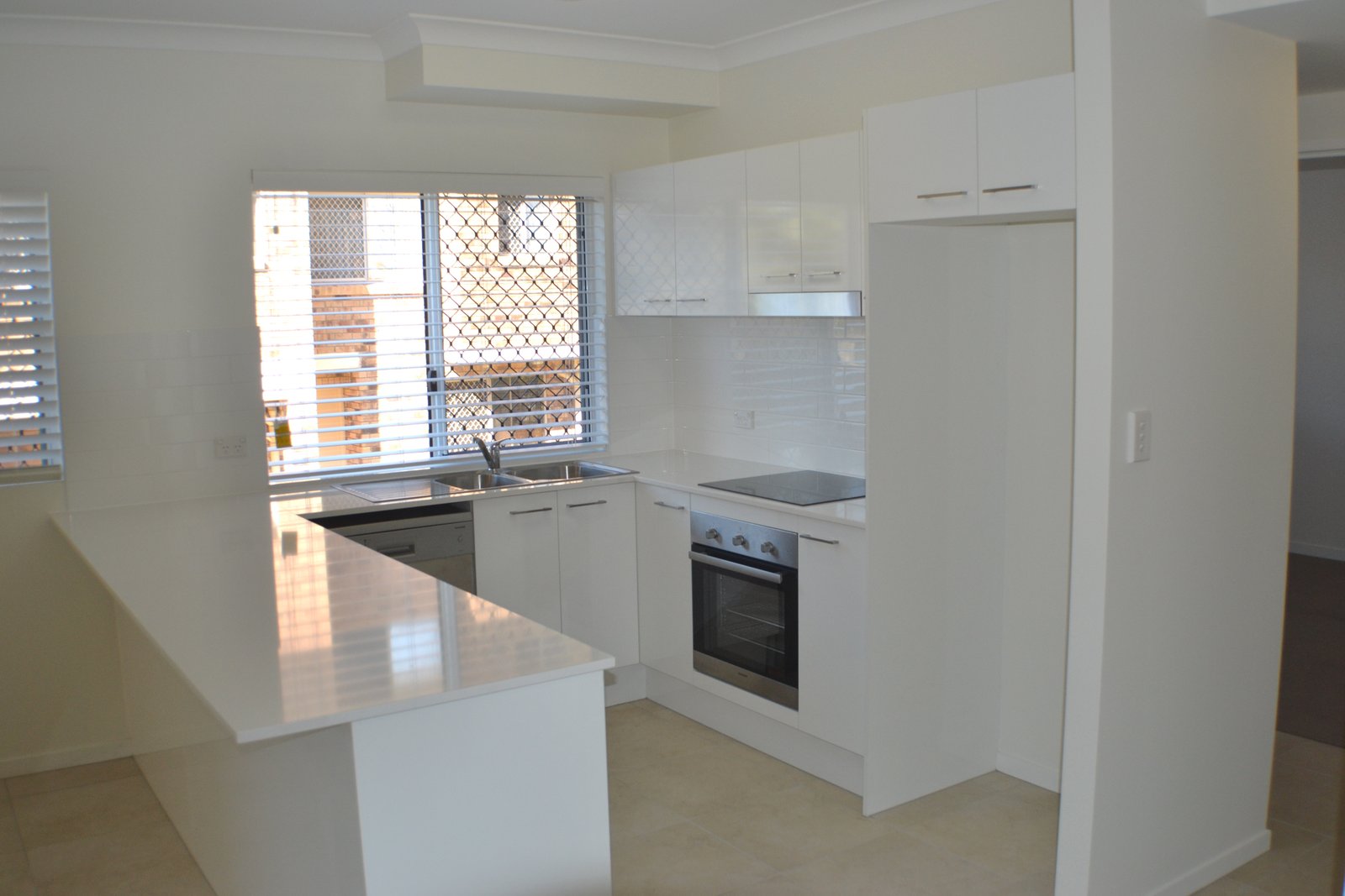 1/125 Franz Road CLAYFIELD 2