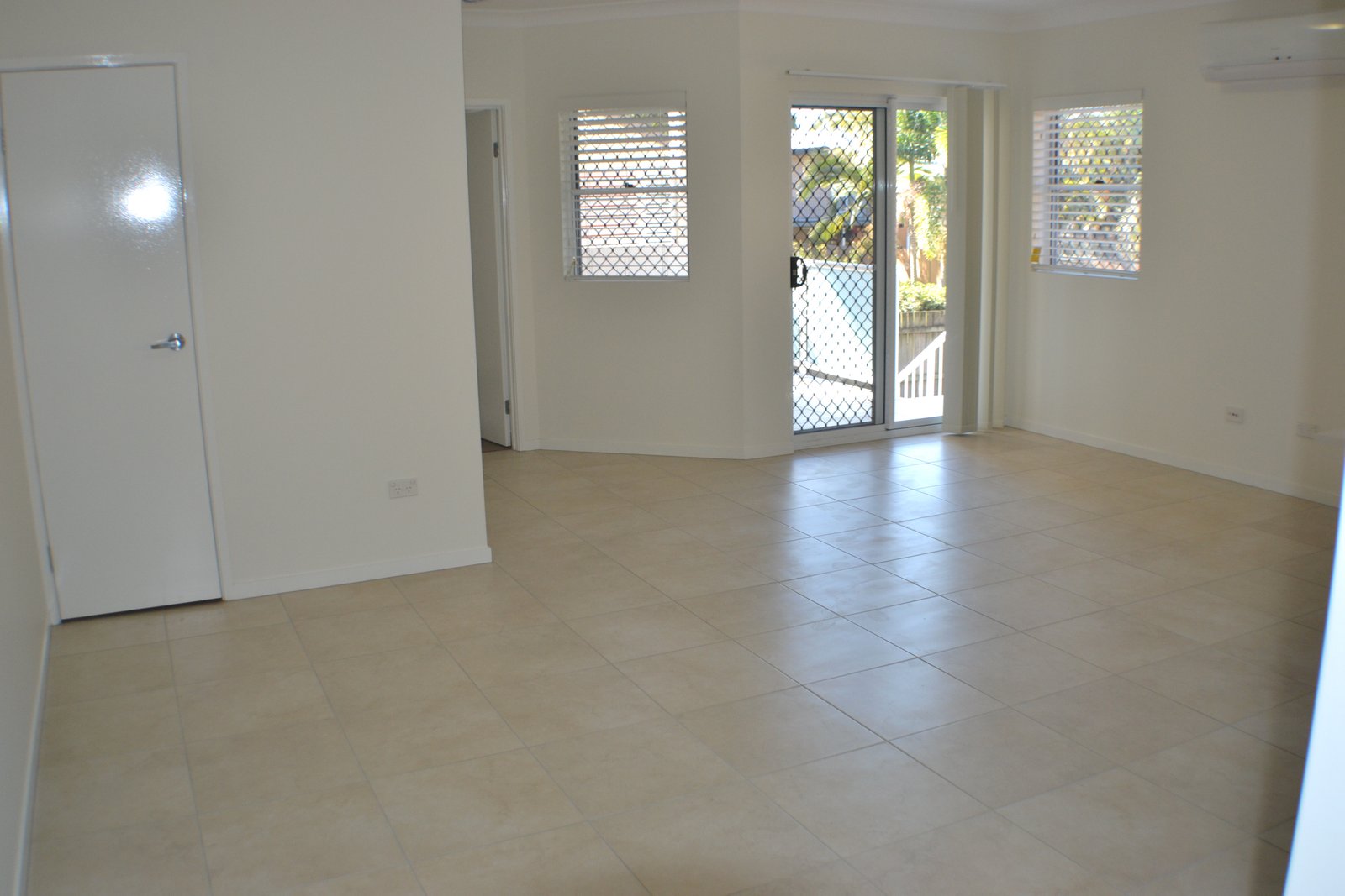 1/125 Franz Road CLAYFIELD 3