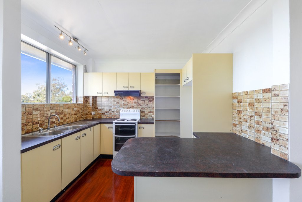 11/25 Stoddart Street ROSELANDS 1