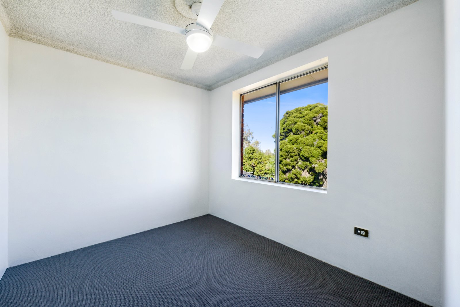 11/25 Stoddart Street ROSELANDS 5