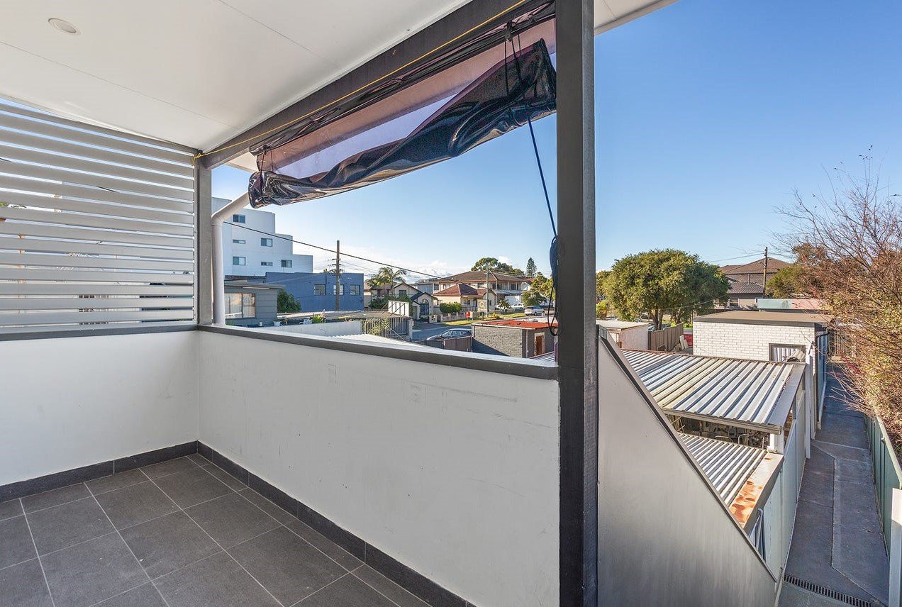 1/1256 Canterbury Road ROSELANDS 5