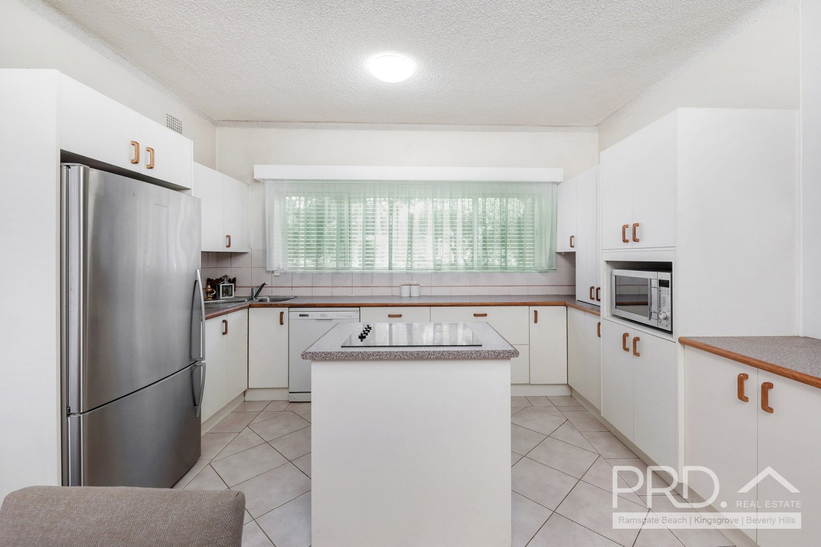 1/126 Chuter Avenue RAMSGATE BEACH 4