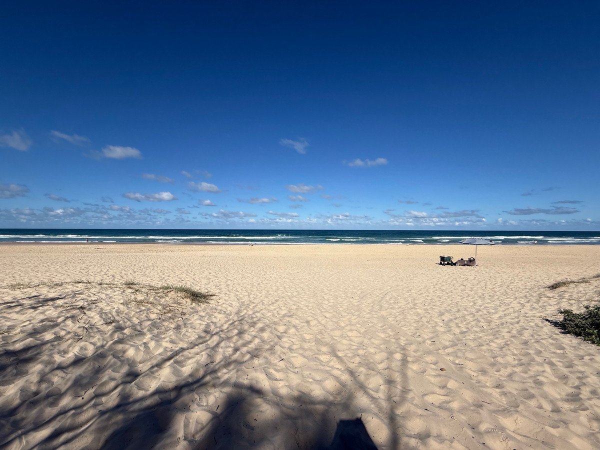 1/126 The Esplanade Burleigh Heads 14