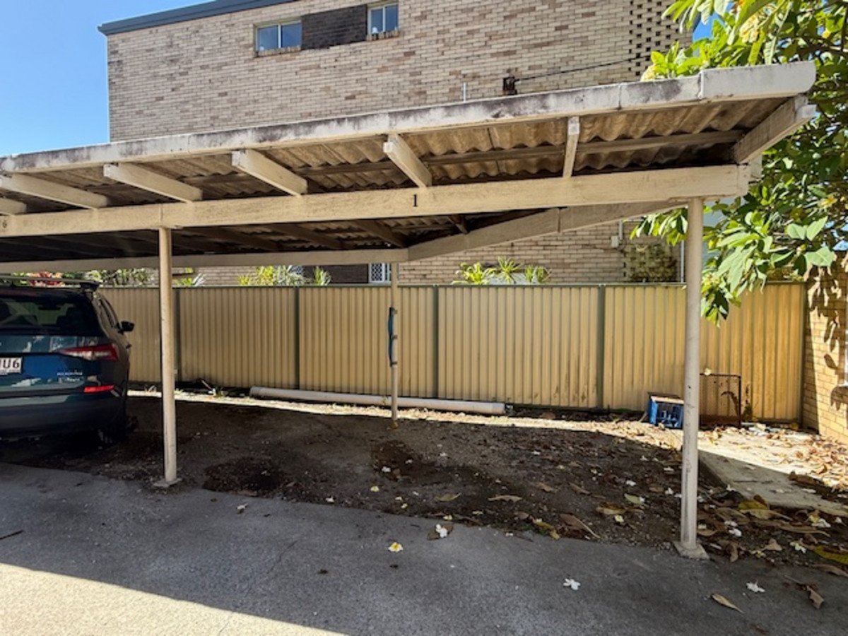 1/126 The Esplanade Burleigh Heads 15