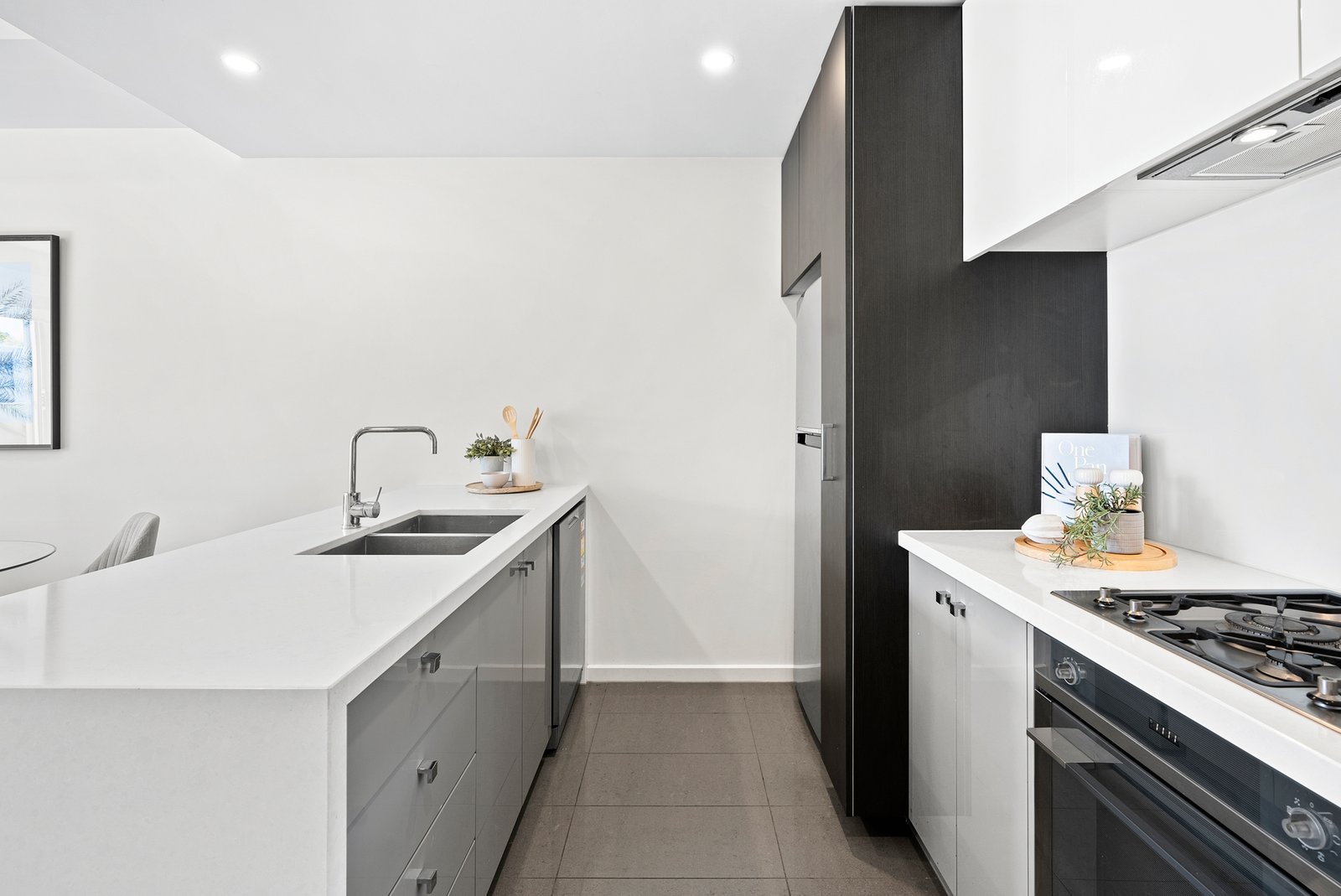 Gallery: 11/269 Hampton Street