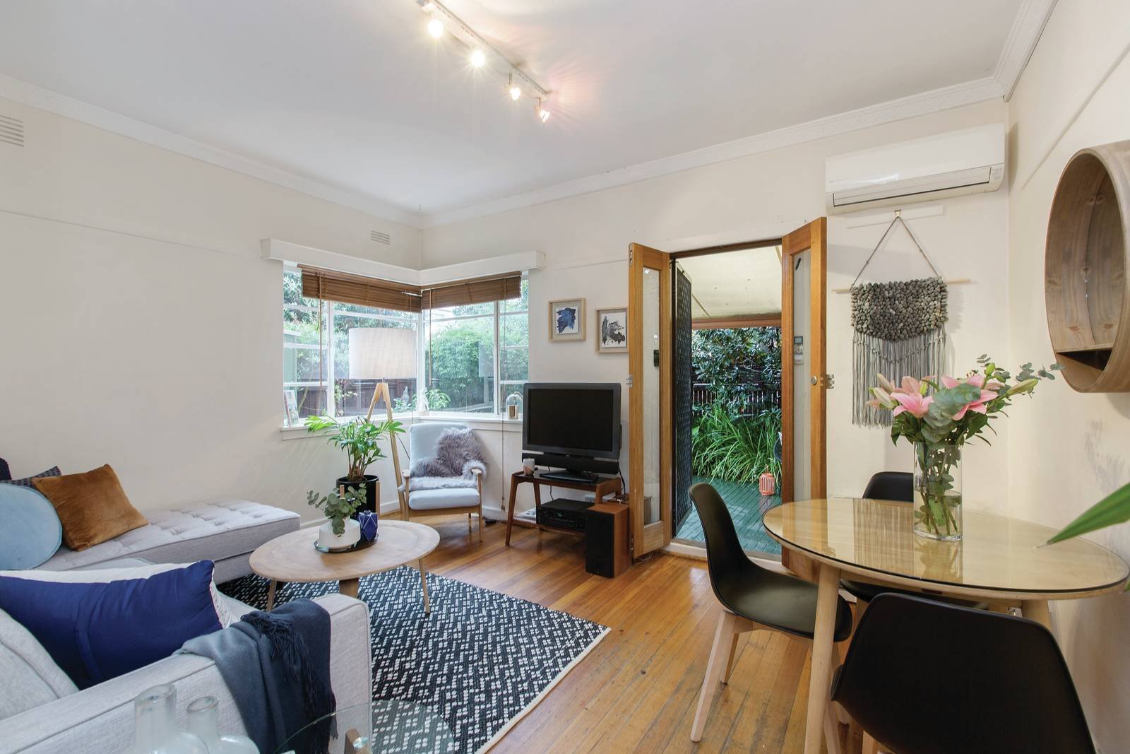 1/127 Glen Huntly Road, Elwood, VIC