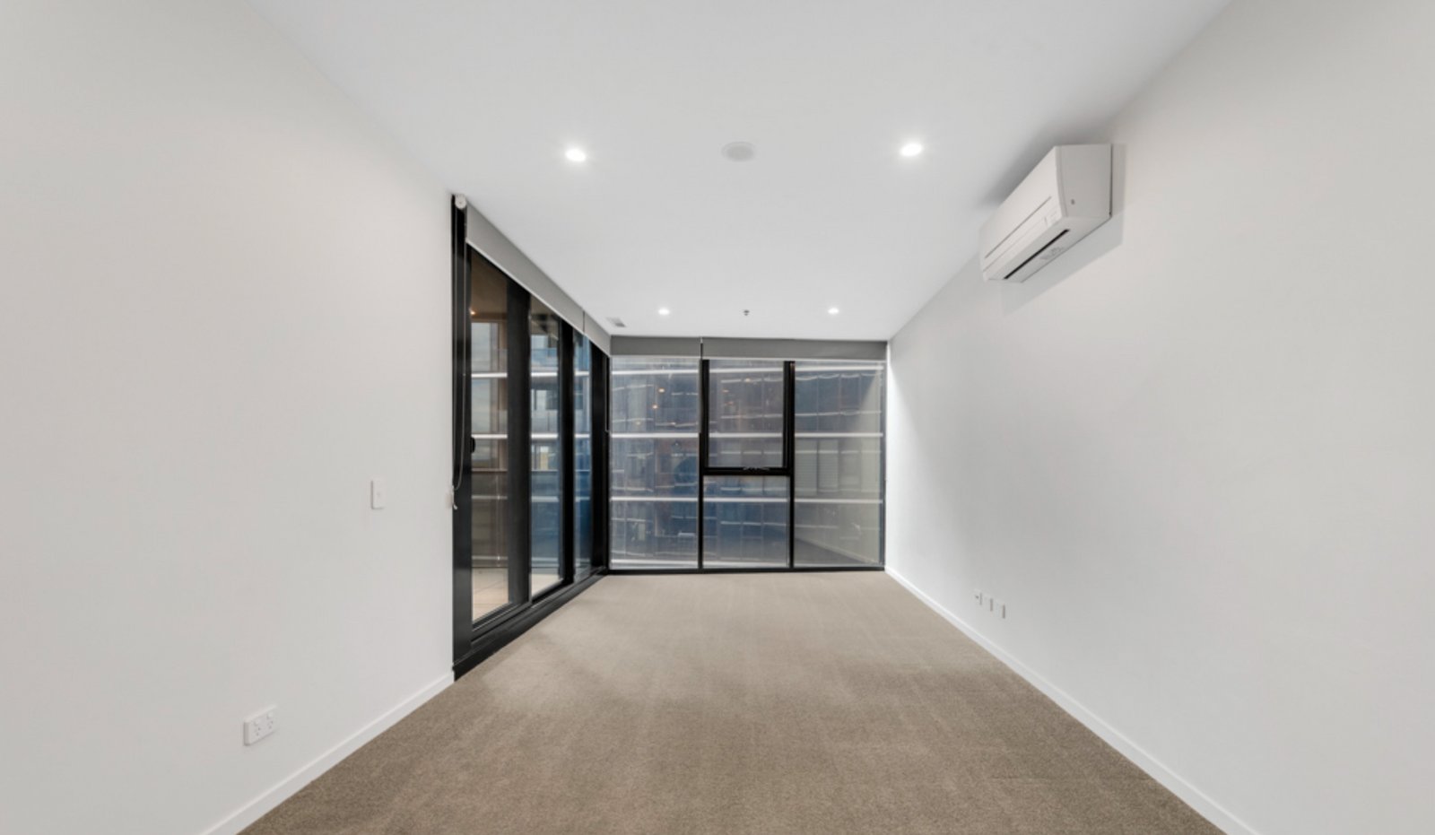 1127/15 Bowes Street PHILLIP 2