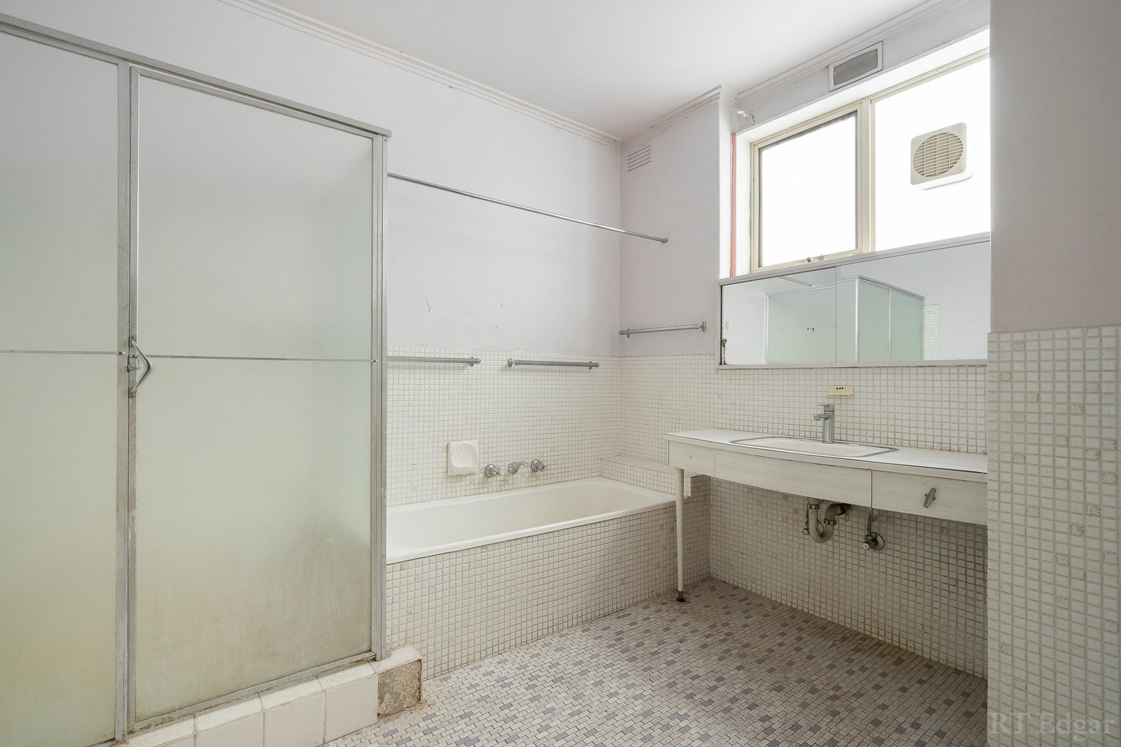 Real Estate and Property in 11/272 Williams Road, Toorak, VIC