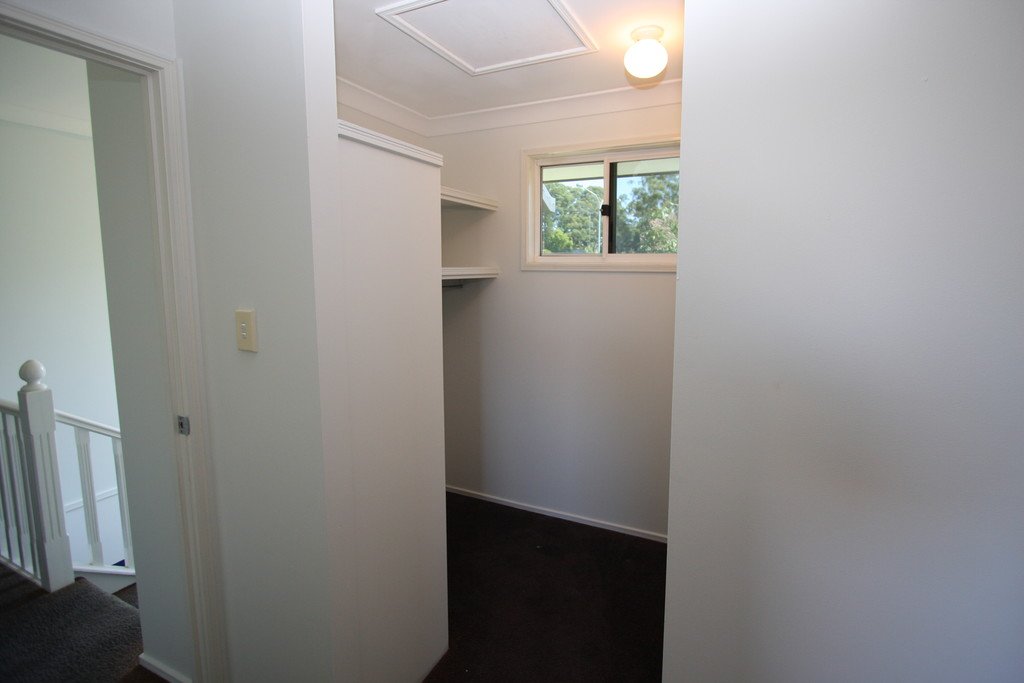 11/279 Cotlew Street West  ASHMORE 5