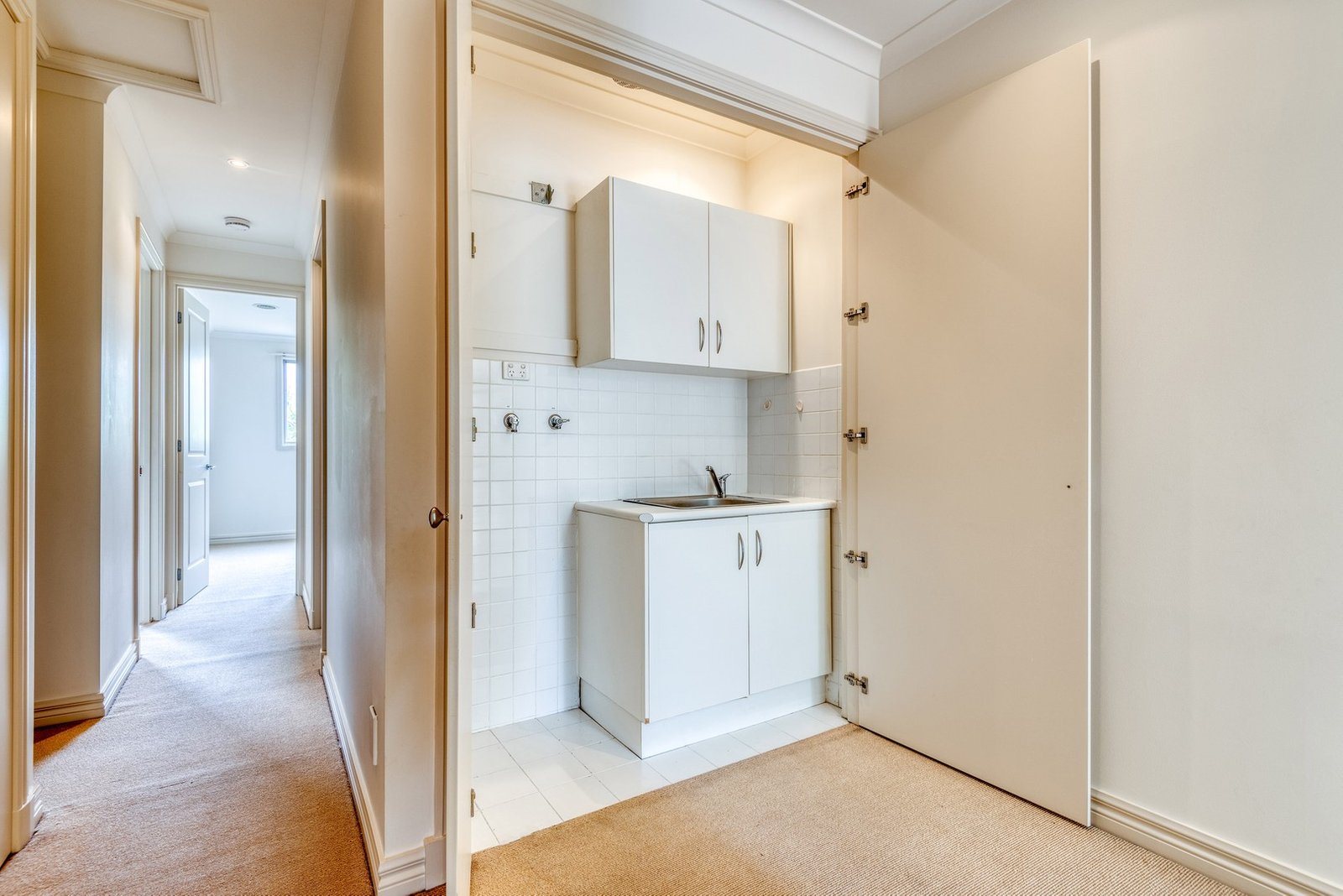 Real Estate and Property in 11/28 Clairmont Avenue, Bentleigh, VIC