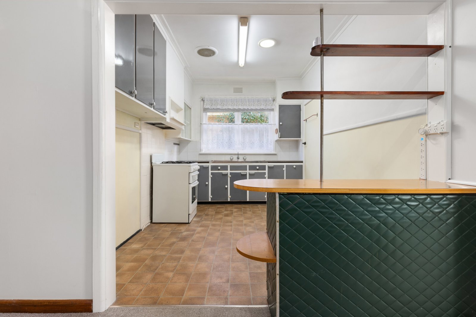 Gallery: 1128 Grevillea Road