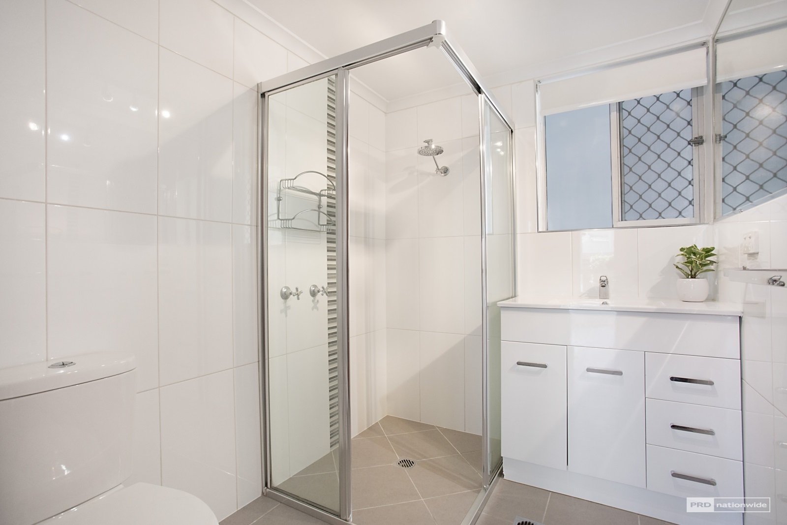 1/128 Marine Parade SOUTHPORT 6