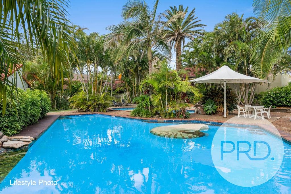 112/8 Solitary Islands Way SAPPHIRE BEACH 10