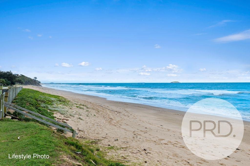 112/8 Solitary Islands Way SAPPHIRE BEACH 15