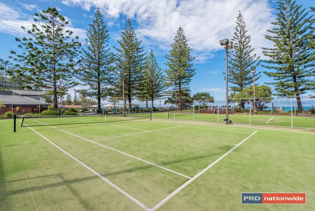 112/8 Solitary Islands Way SAPPHIRE BEACH 12