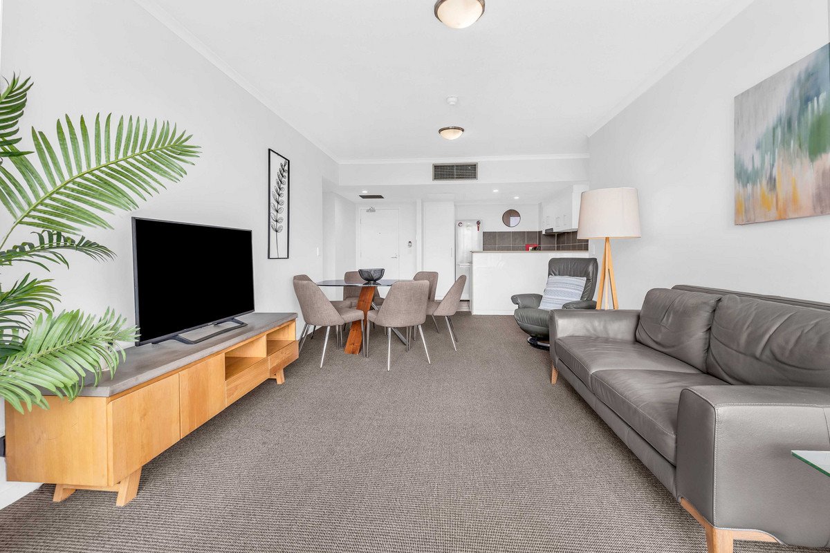 1128/1 Ocean Street BURLEIGH HEADS 6