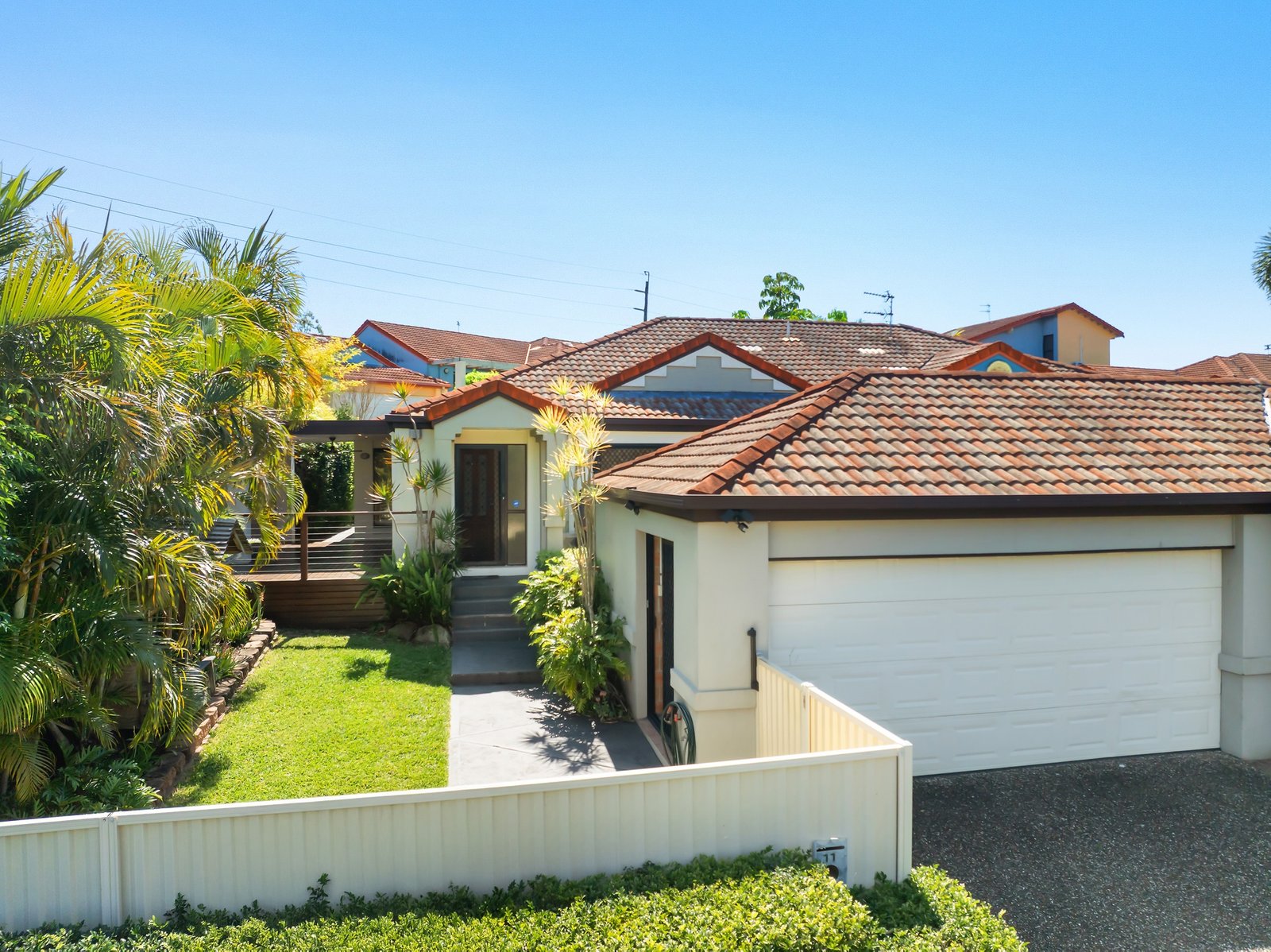 11/283 Cotlew Street West  ASHMORE 11