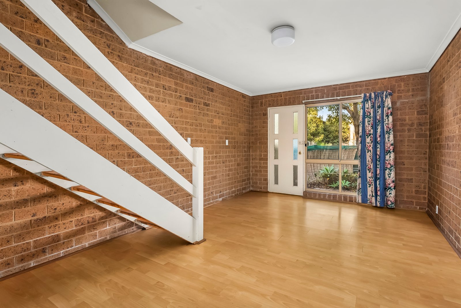 Real Estate and Property in 1/129 Glen Huntly Road, Elwood, VIC