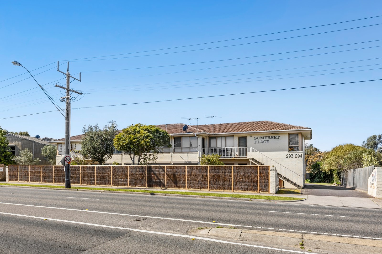 Gallery: 11/293-294 Nepean Highway