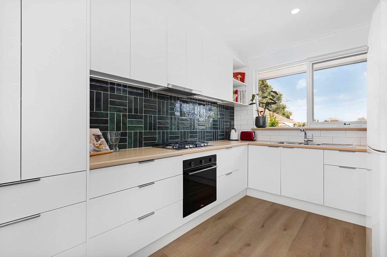Gallery: 11/293 Kooyong Road