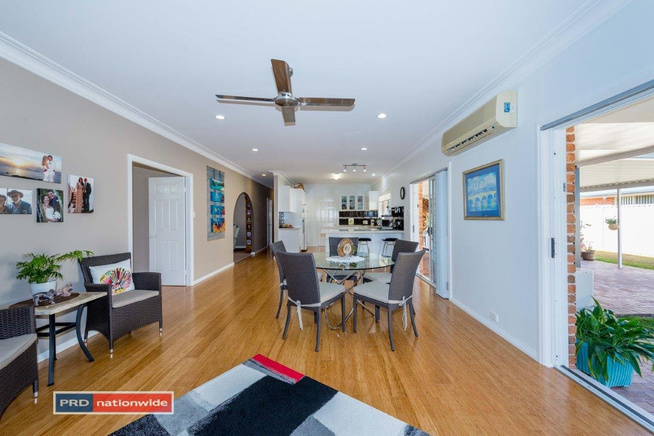 112a Salamander Way SALAMANDER BAY 9