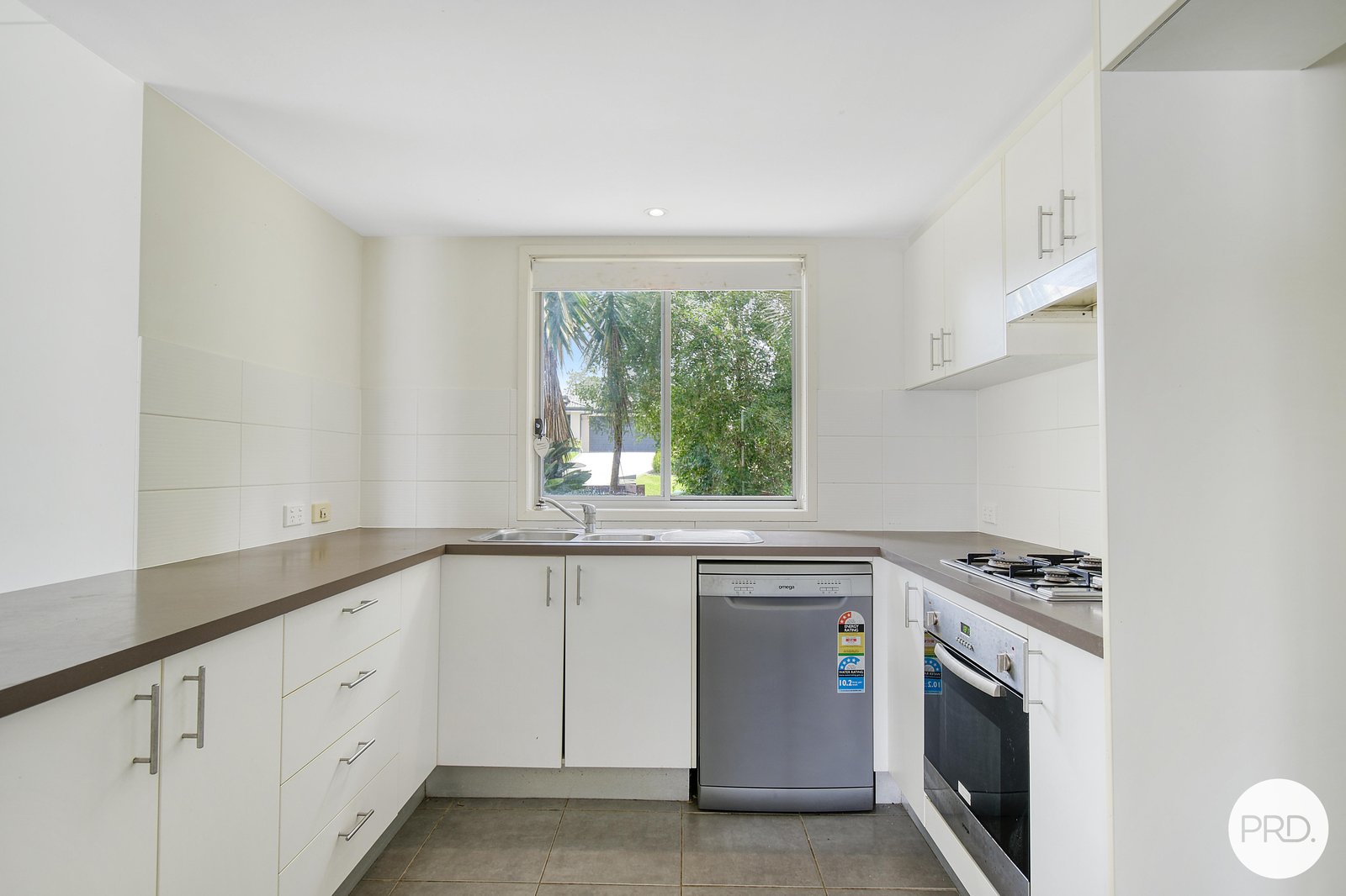 11/3-15 Lennox Circuit POTTSVILLE 4