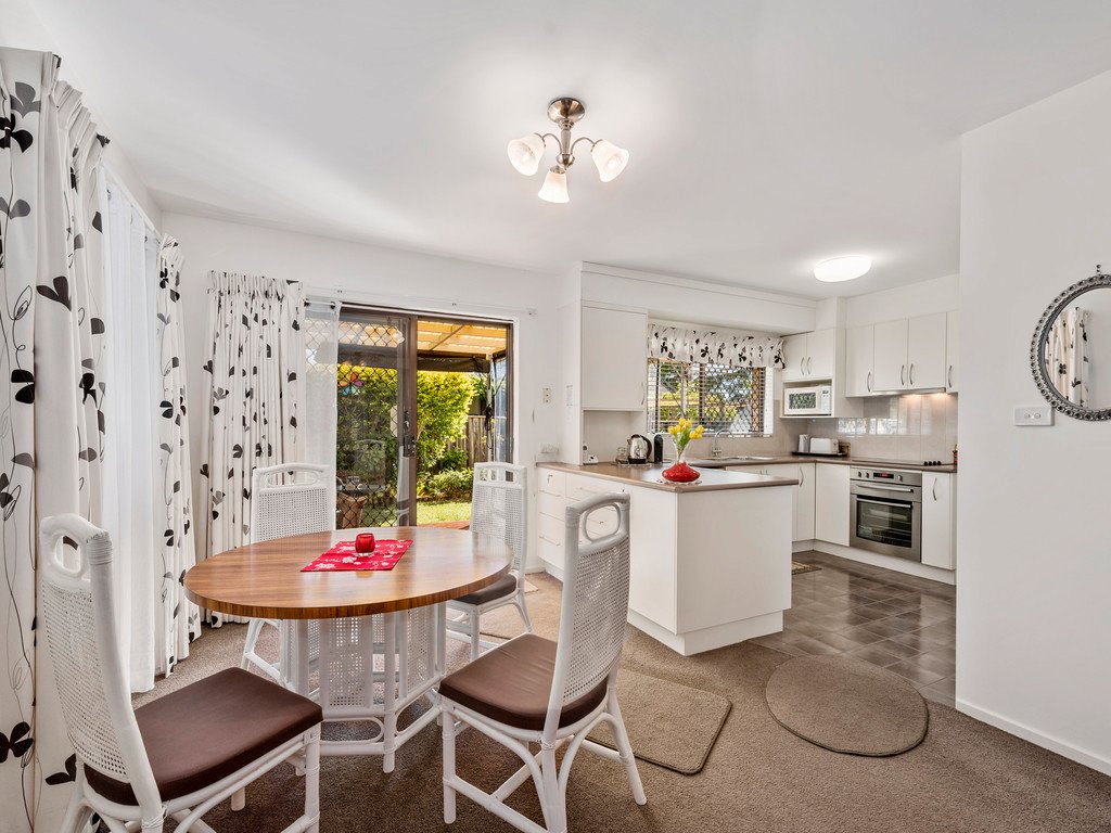 1/13-15 Wybalena Crescent TOORMINA 2