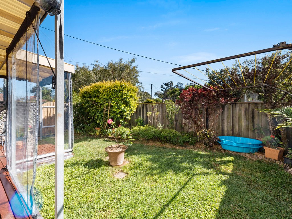 1/13-15 Wybalena Crescent TOORMINA 5