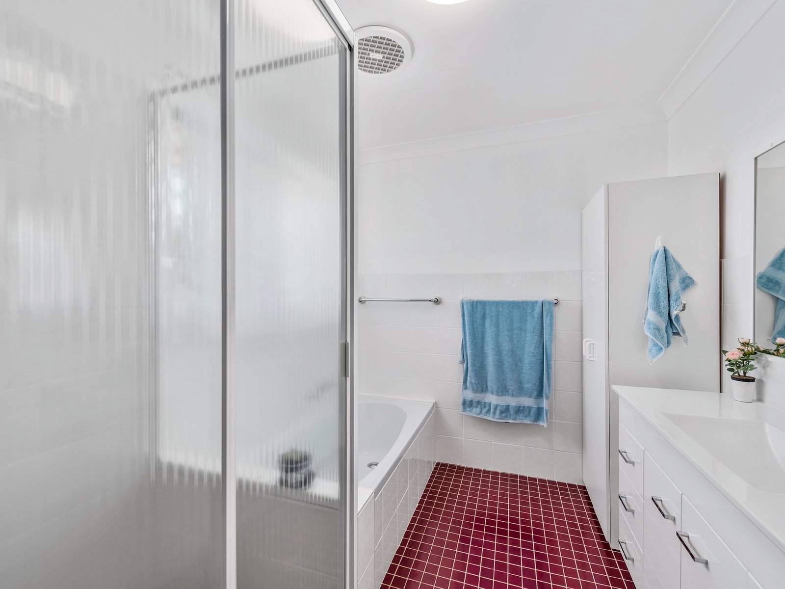 1/13-15 Wybalena Crescent TOORMINA 9