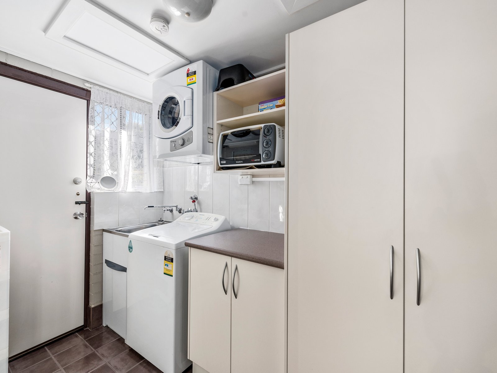 1/13-15 Wybalena Crescent TOORMINA 10
