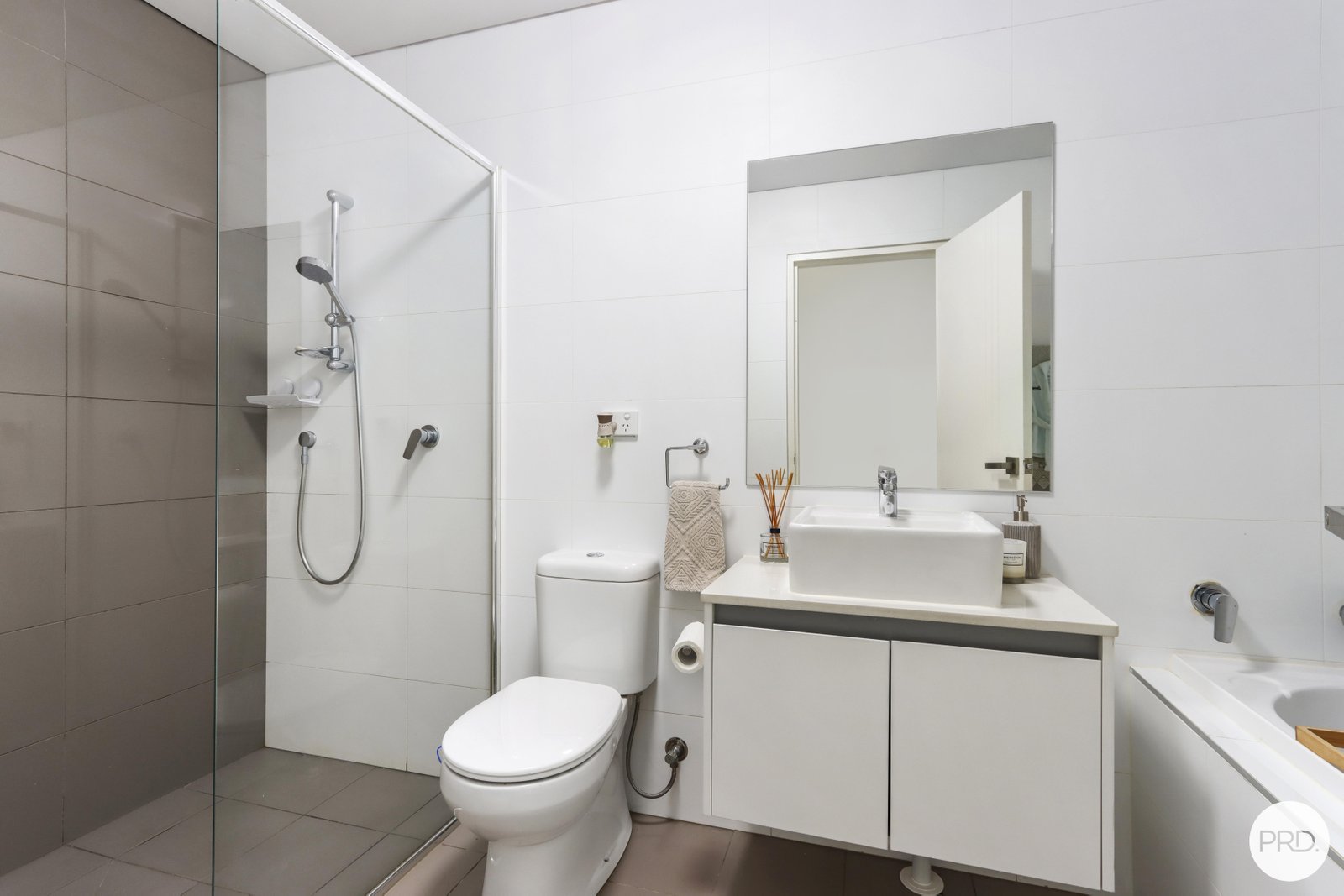 11/3-7 Gover Street PEAKHURST 7