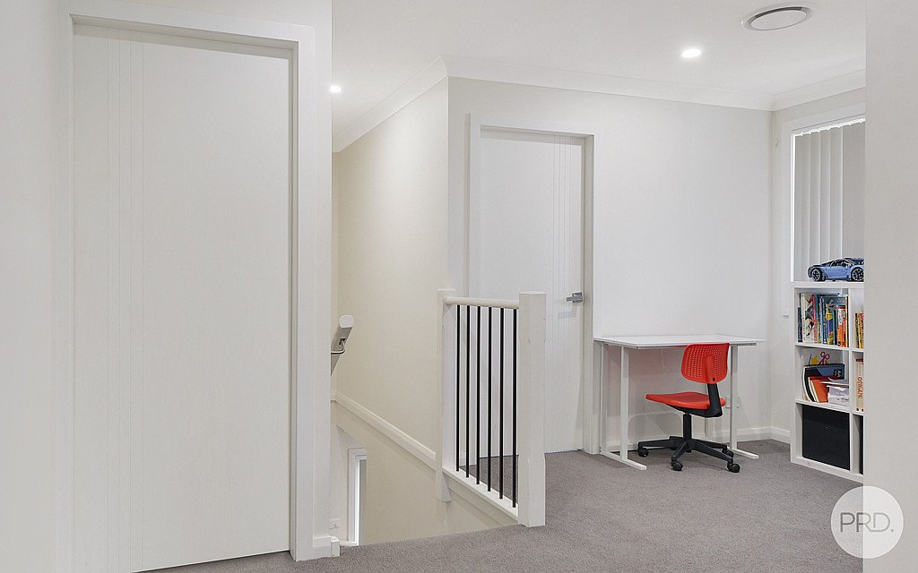 1/13 Algie Cres  Kingswood 4