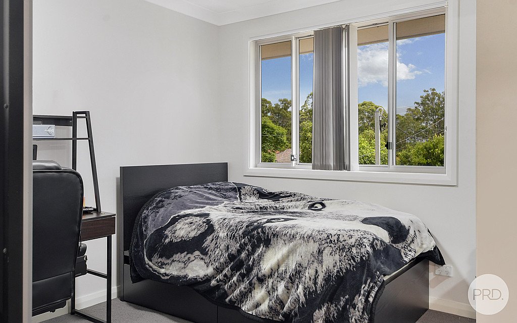 1/13 Algie Cres  Kingswood 5