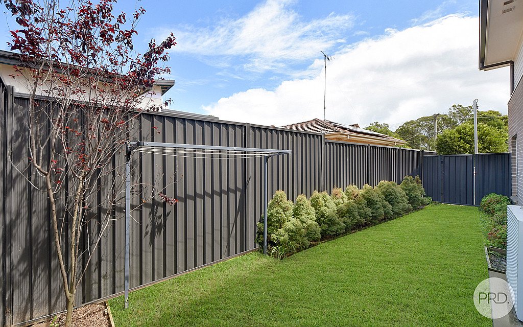 1/13 Algie Cres  Kingswood 11