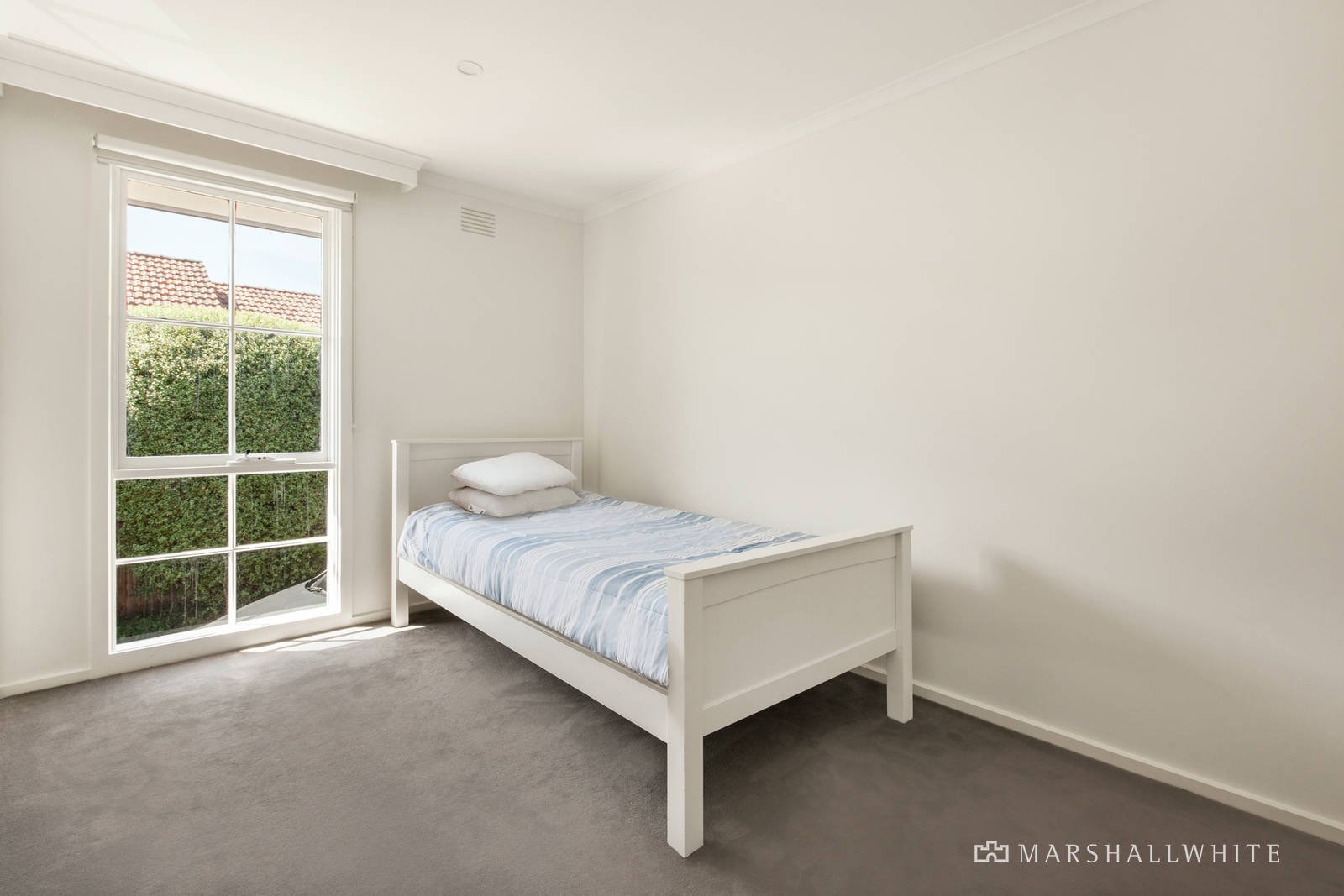 1/13 Benwerrin Road, Surrey Hills, VIC