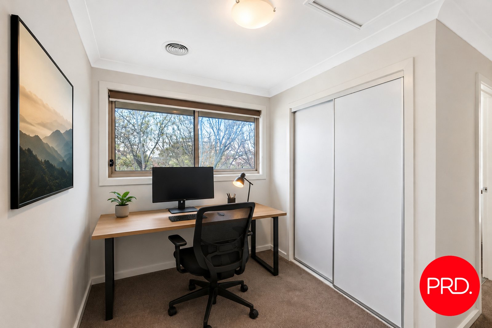 11/3 Broughton Place QUEANBEYAN 12