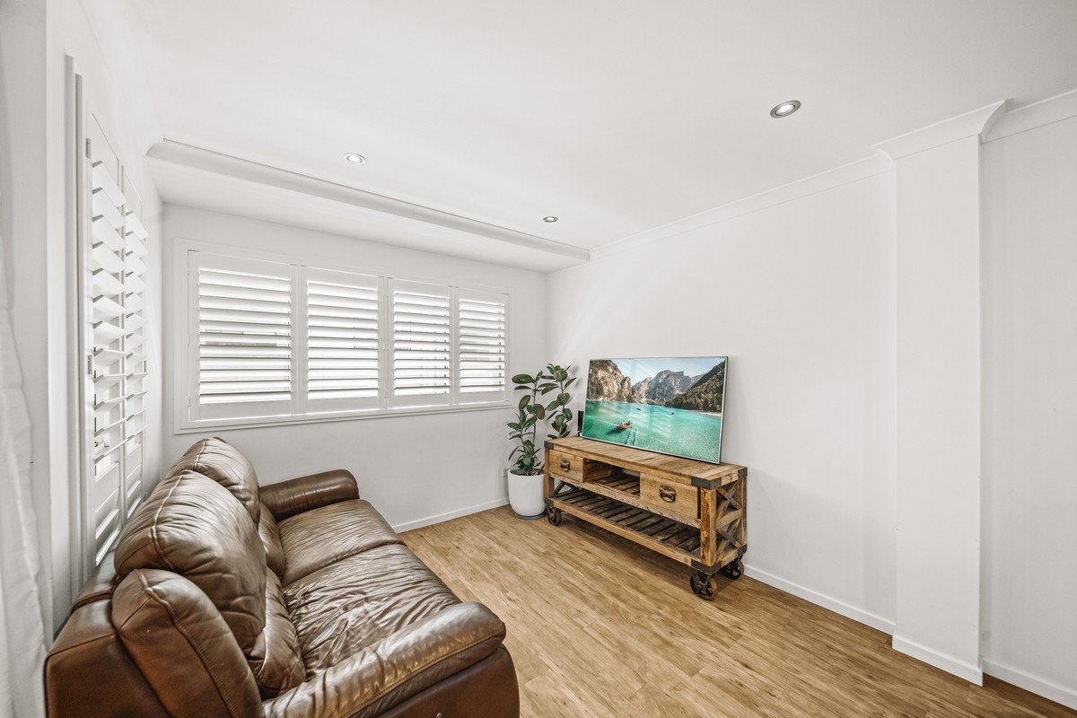 1/13 Bullimah Avenue Burleigh Heads 9