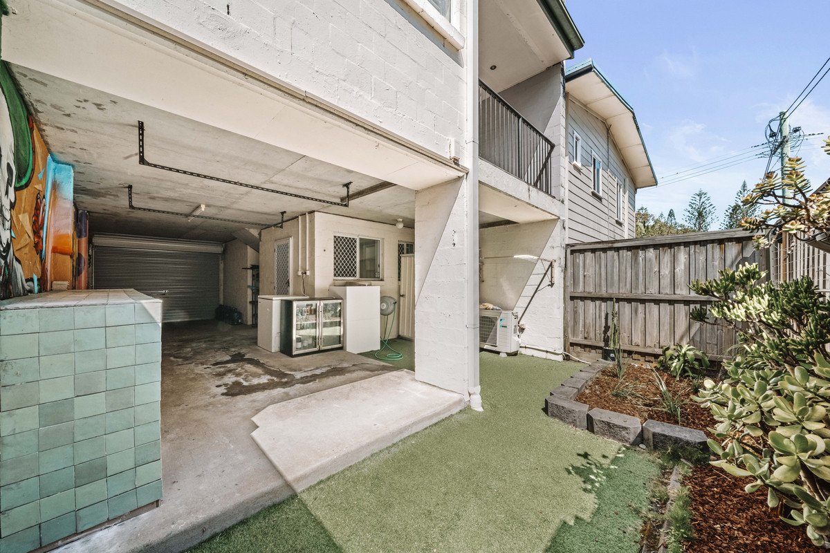 1/13 Bullimah Avenue Burleigh Heads 16