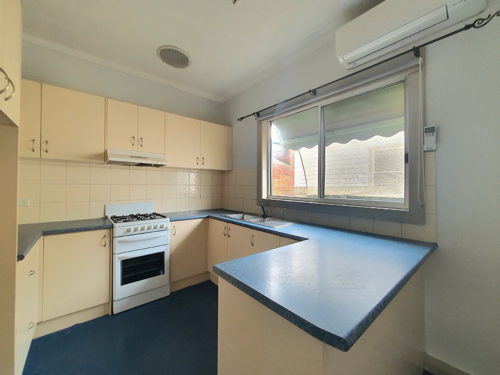Gallery: 113 Carr Street