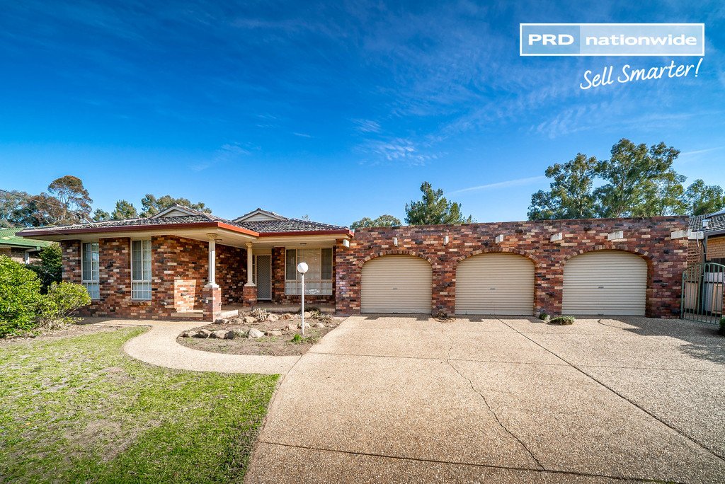 113 Dalkeith Avenue LAKE ALBERT 14