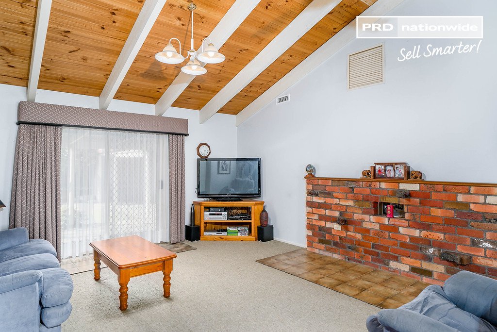 113 Dalkeith Avenue LAKE ALBERT 17
