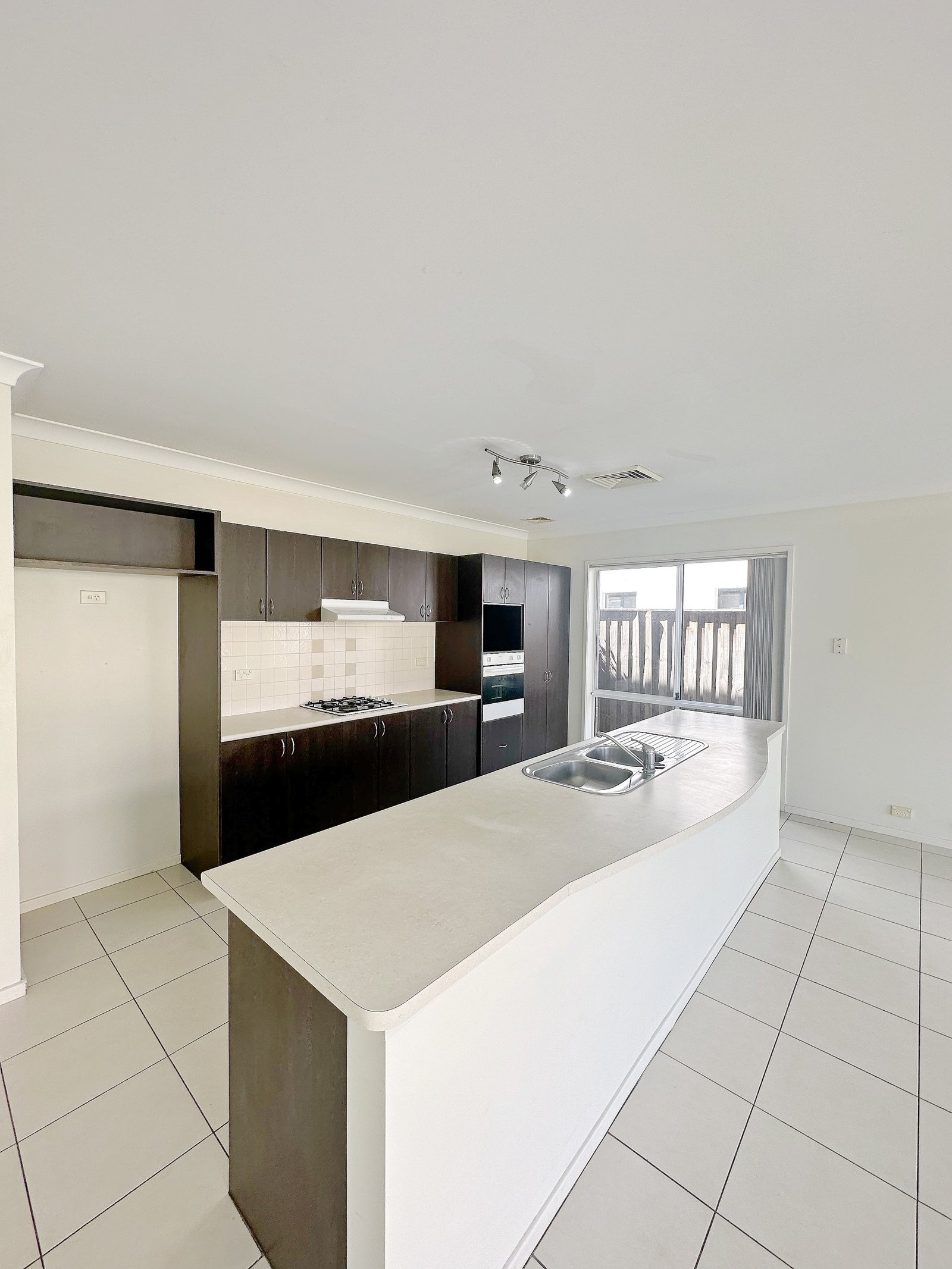 113 Dalmeny Drive PRESTONS 4