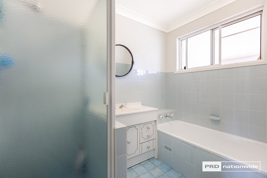 113 Fiona Drive TAMWORTH 9