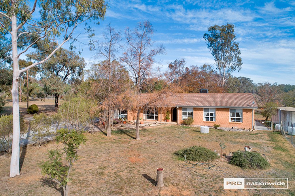 113 Fiona Drive TAMWORTH 21